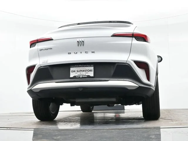 Used 2025 Summit White Buick Preferred image 26