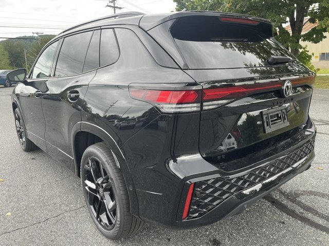 New 2026 Deep Black Pearl Volkswagen 2.0T SE R-Line Black image 2