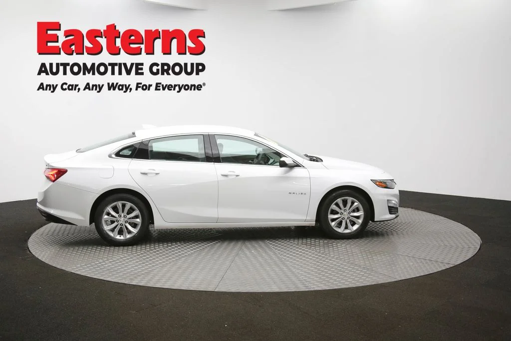 Used 2022 White Chevrolet LT image 41