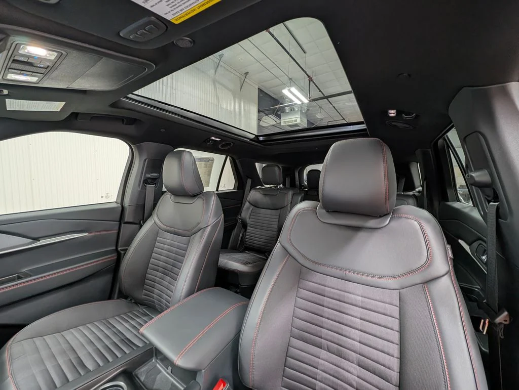 New 2026 Carbonized Gray Metallic Ford ST-Line image 13
