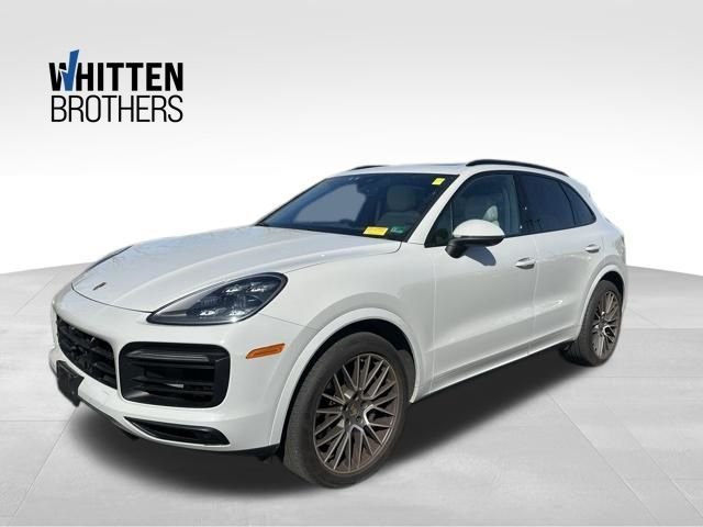 2023 Porsche Cayenne Platinum Edition S's photo