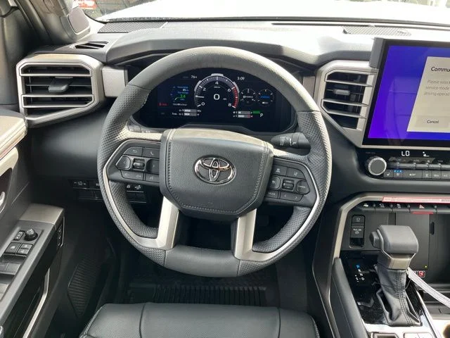 2026 Toyota Tundra Limited - Photo 8