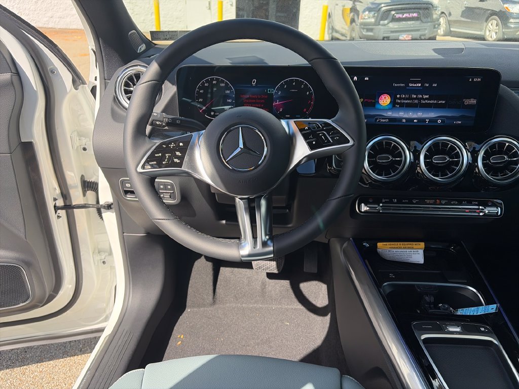 New 2026 Polar White Mercedes-Benz GLA 250 image 13