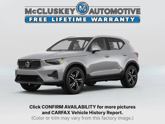 2024 Volvo XC40 B5 Core Dark AWD's photo