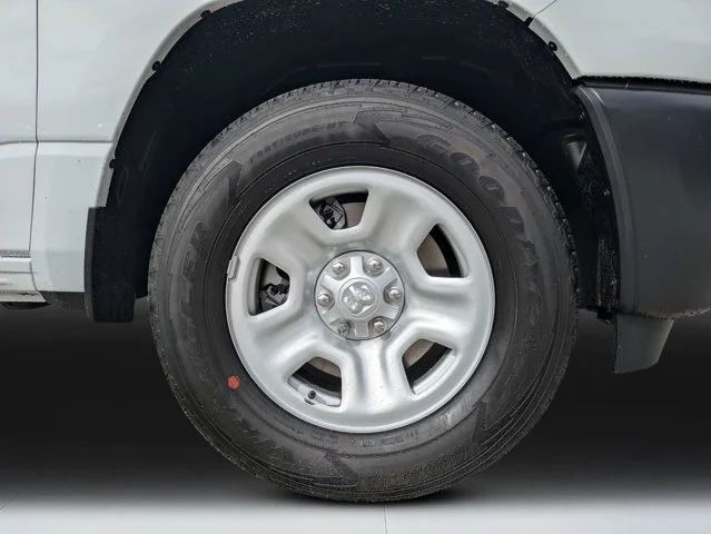 New 2026 Bright White Clear-Coat Exterior Paint RAM Tradesman image 10