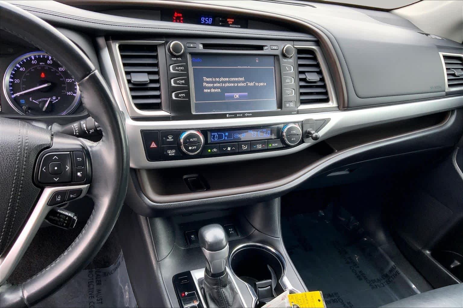 Used 2019 Celestial Silver Metallic Toyota XLE image 6