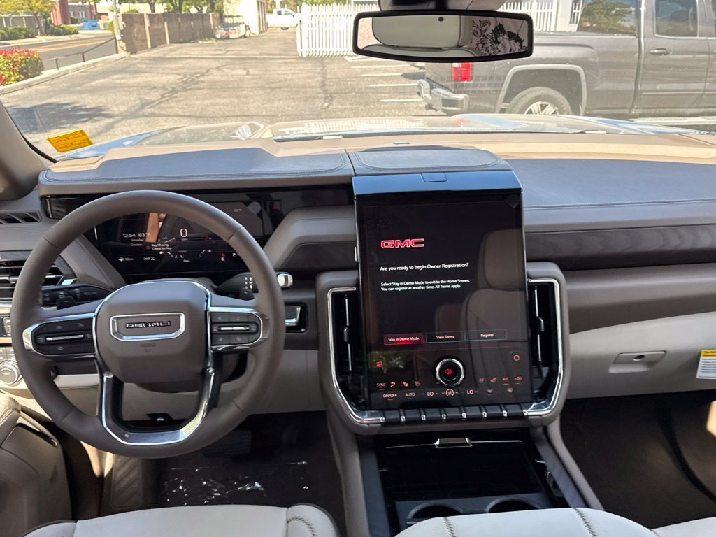 2026 GMC Yukon XL Denali - Photo 18