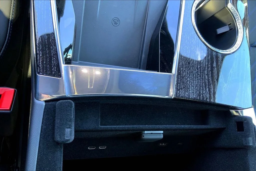 2026 Cadillac Escalade IQL Luxury - Photo 20