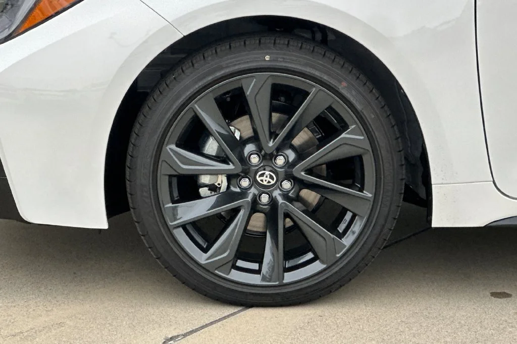 New 2027 Ice Cap Toyota  SE image 31