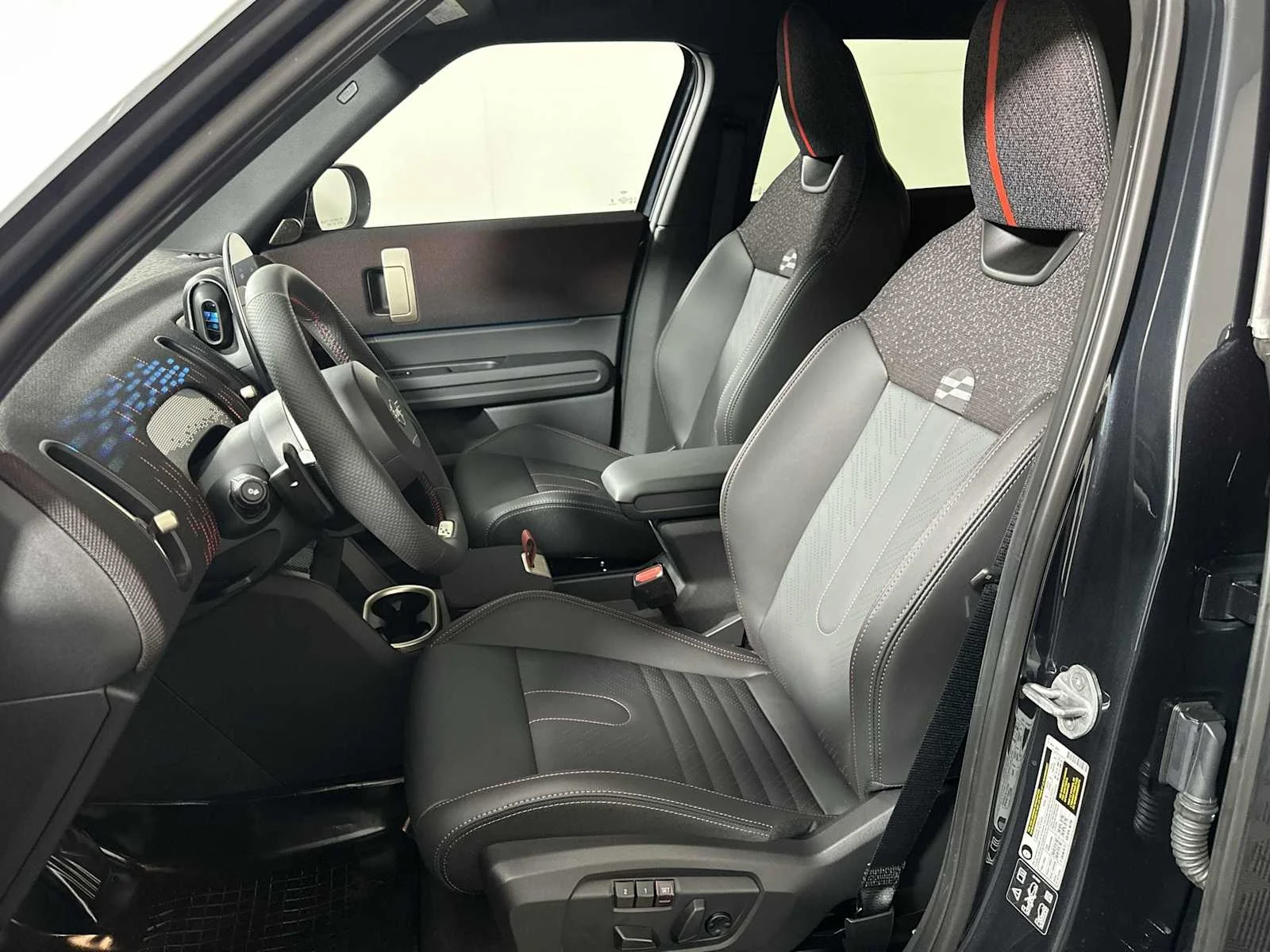 2026 MINI Countryman John Cooper Works - Photo 11