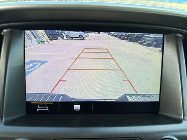 Used 2022 Gray Chevrolet ZR2 image 19