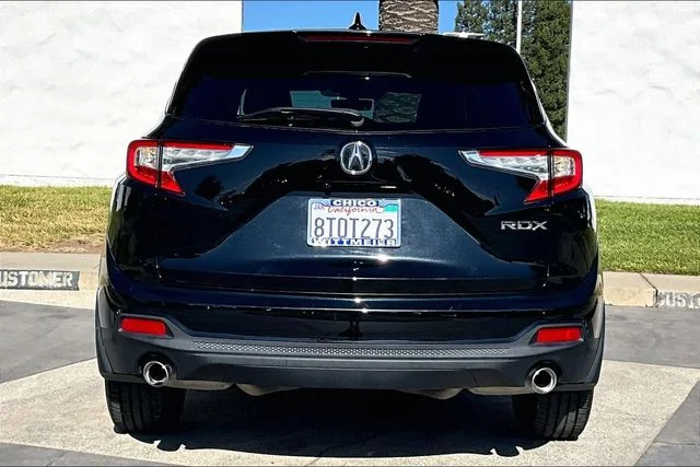 Used 2020  Acura Base image 4