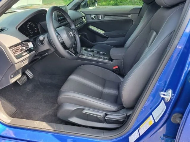 Used 2024 Blue Honda Sport image 2