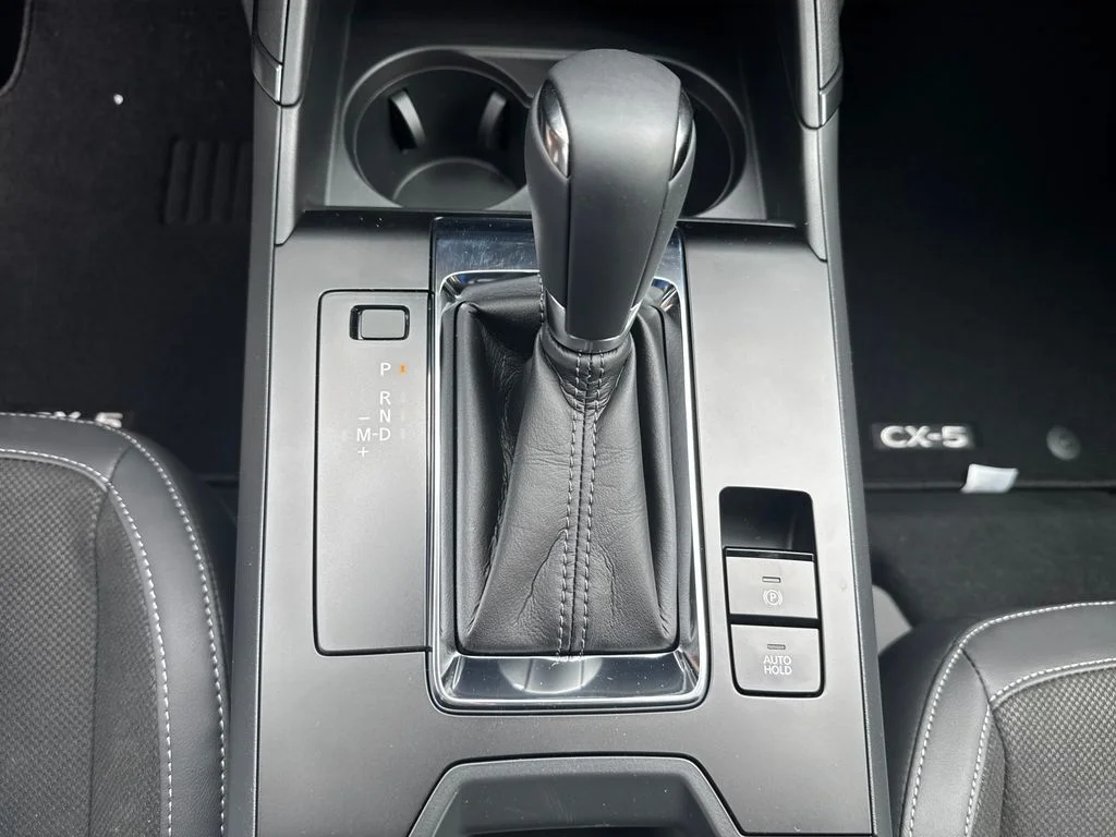 New 2026 White Metallic Mazda 2.5 S Preferred image 21