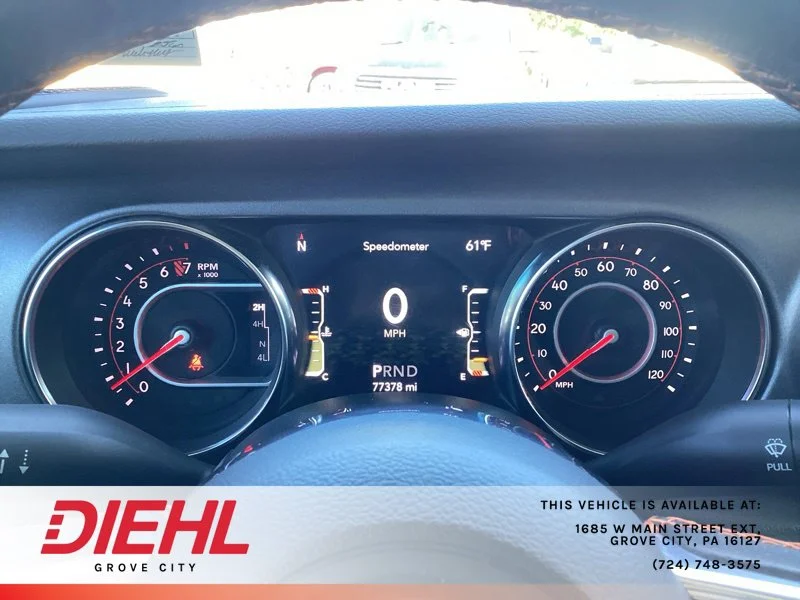 Used 2021 Black Jeep Mojave image 30