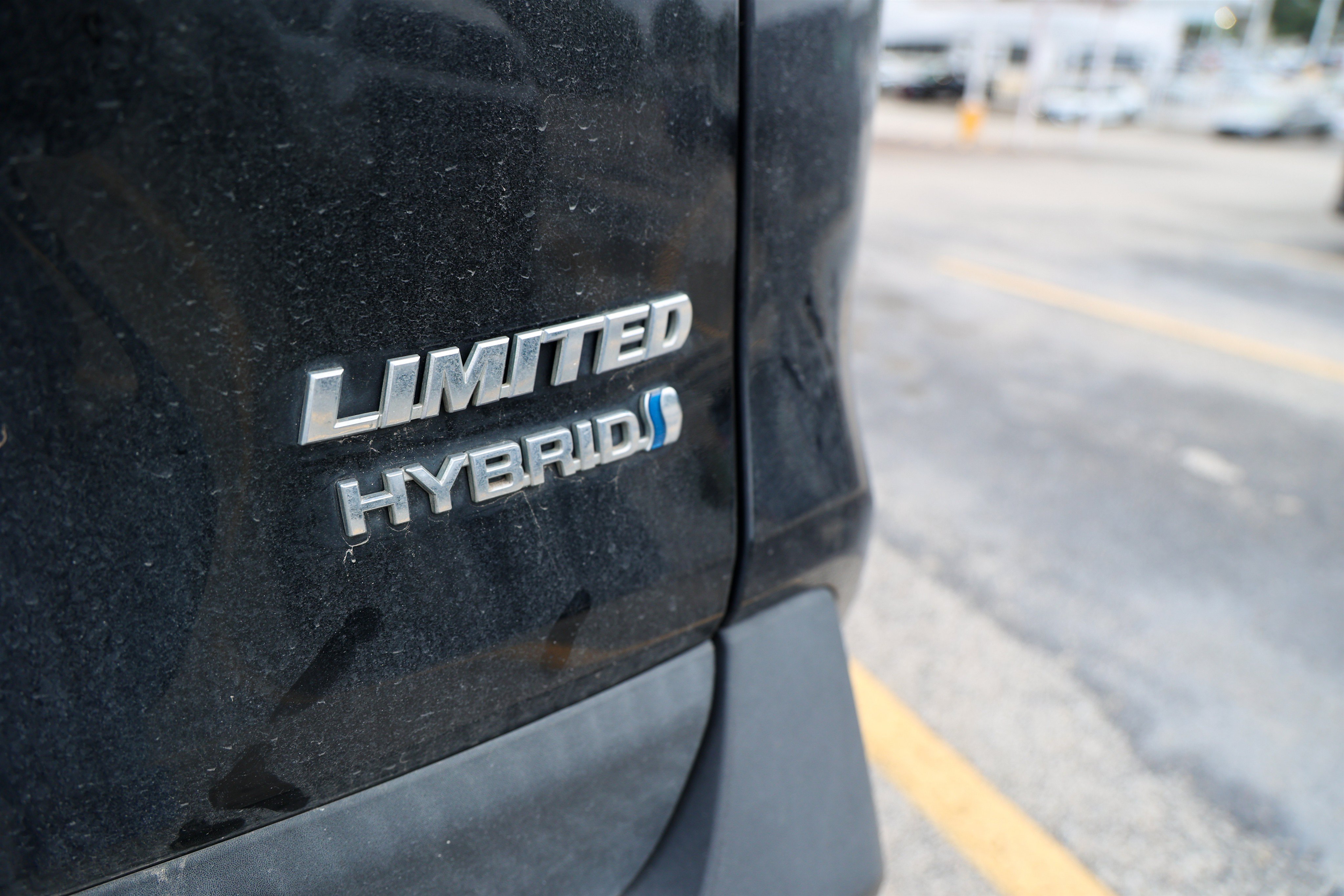 Used 2022 MIDNIGHT BLACK ME Toyota Hybrid Limited image 11