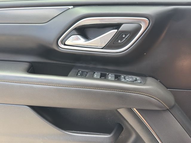 Used 2024 Sterling Metallic GMC AT4 image 21
