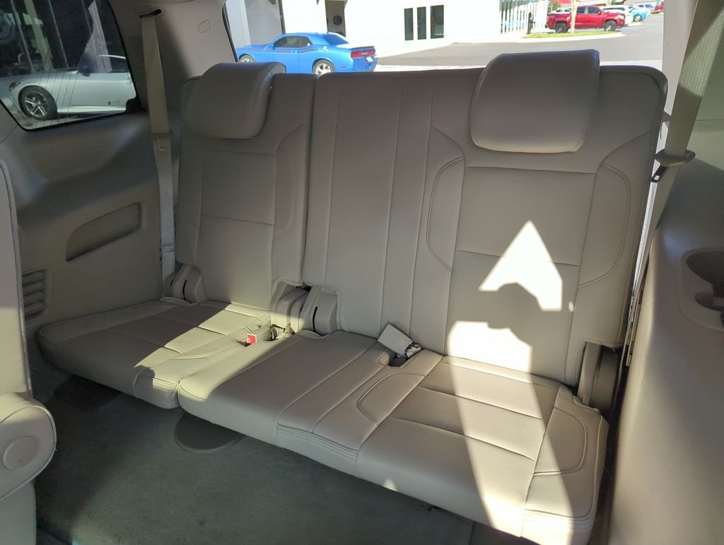 Used 2019 White GMC Denali image 30