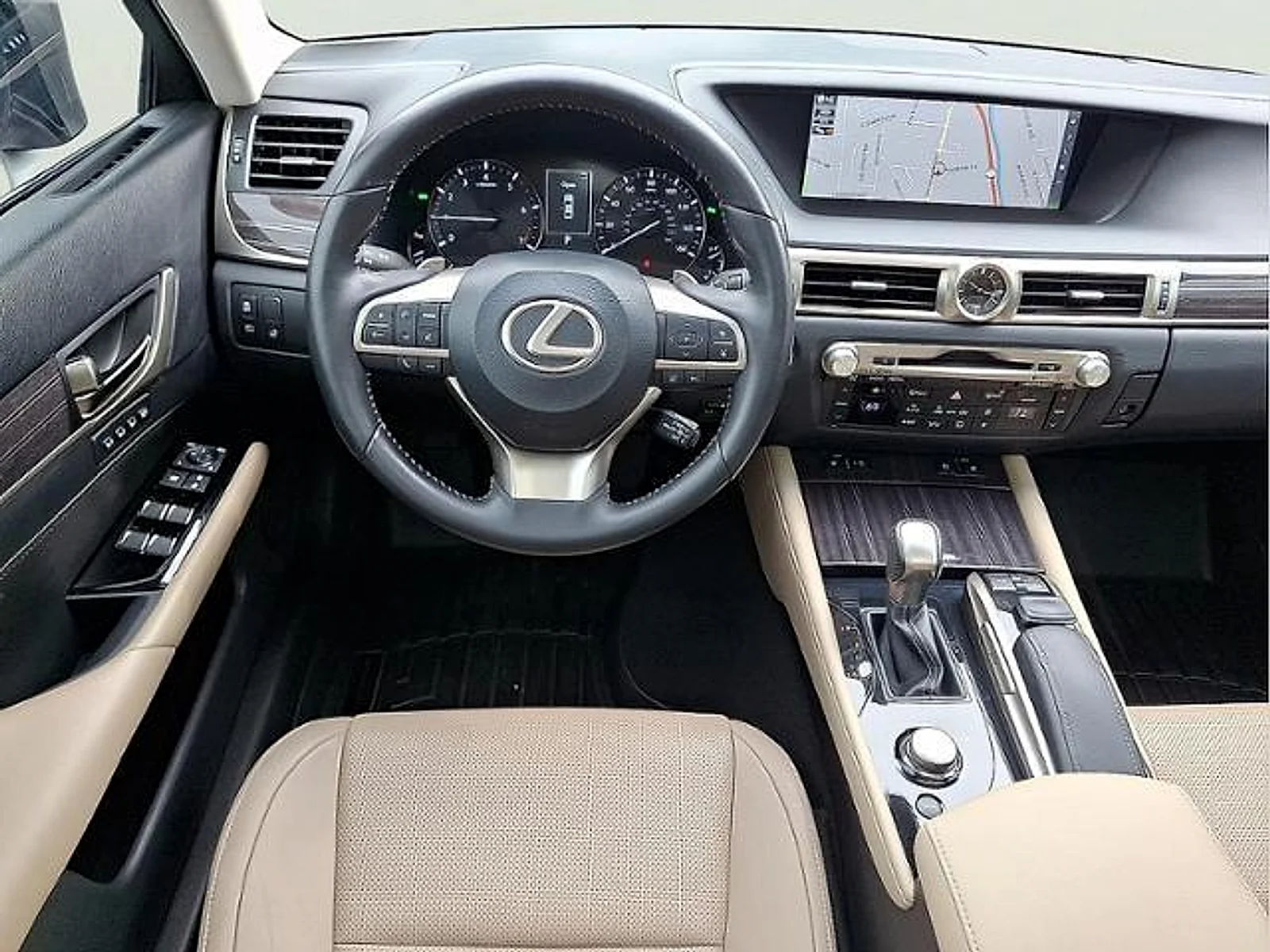 Used 2020 Atomic Silver Lexus  image 10