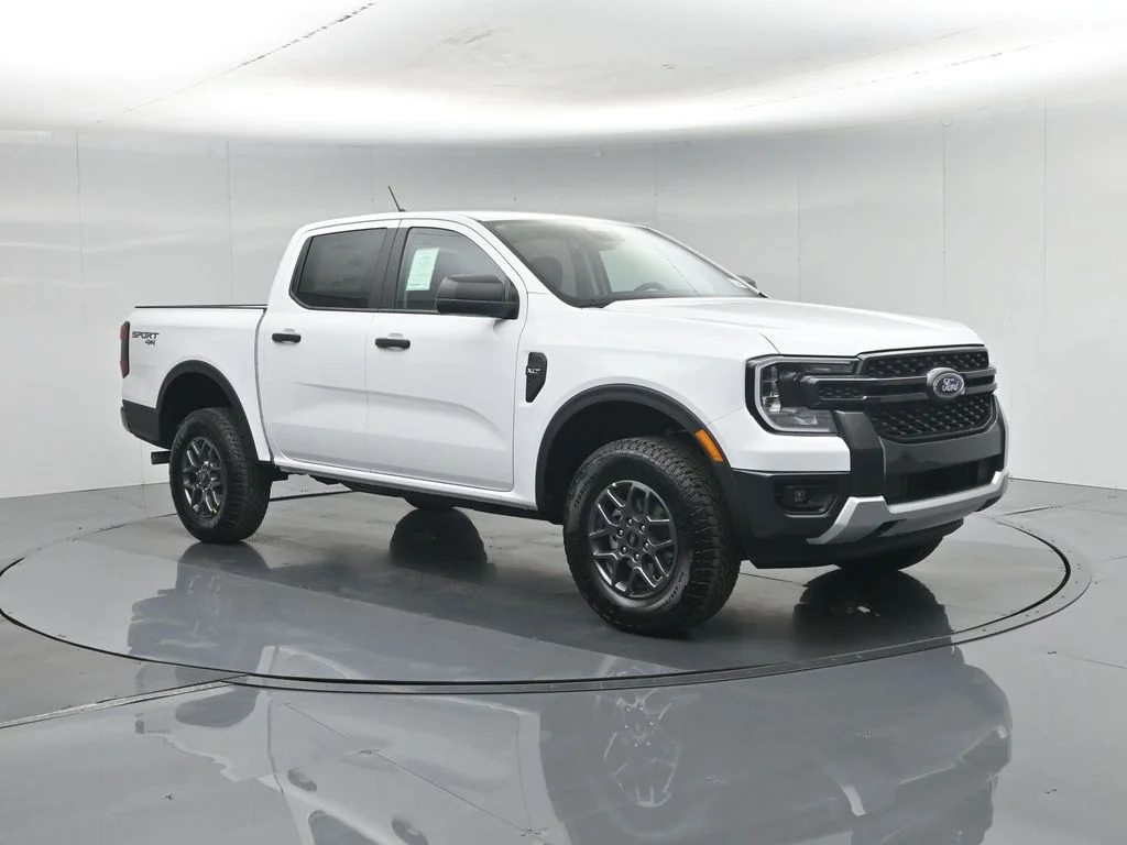 New 2026 Oxford White Ford XLT image 22