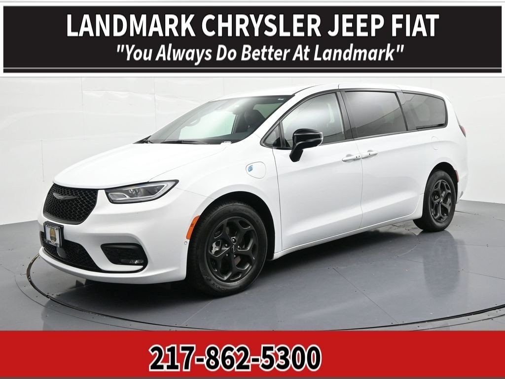 2024 Chrysler Pacifica PHEV