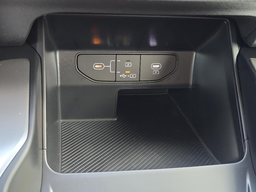 2026 Kia Sorento LX - Photo 11