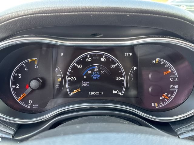Used 2018 Gray Jeep Overland image 34