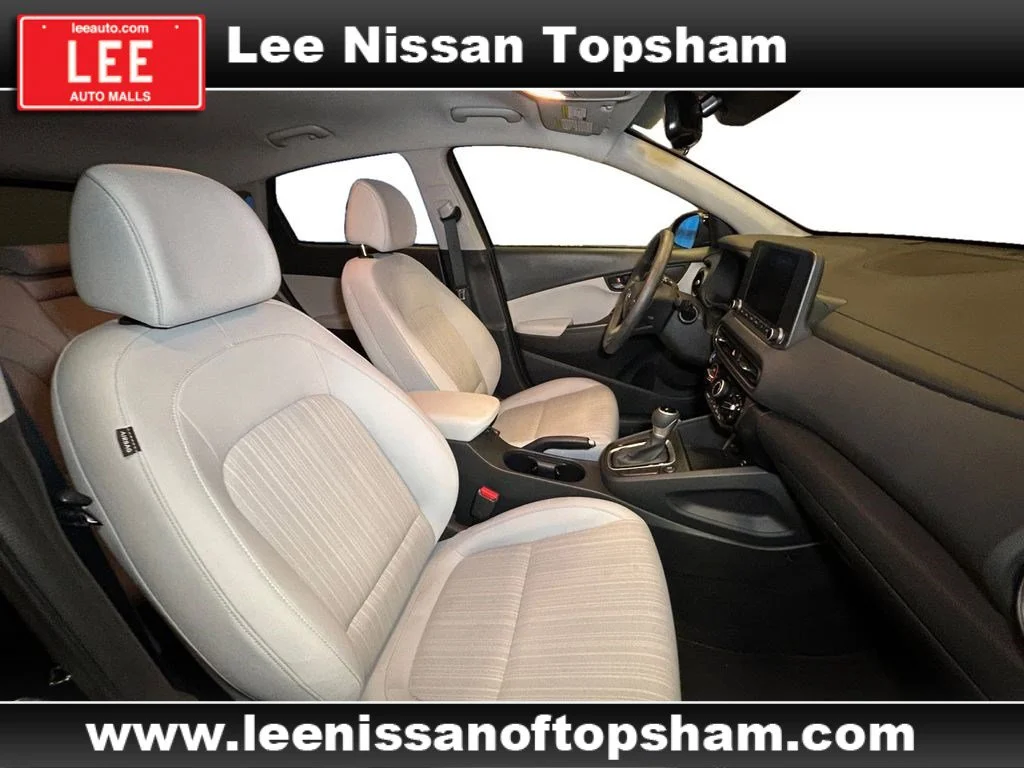 Used 2023 Abyss Black Pearl Hyundai SEL image 16