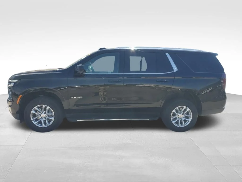 Used 2025 Black Chevrolet LT image 2