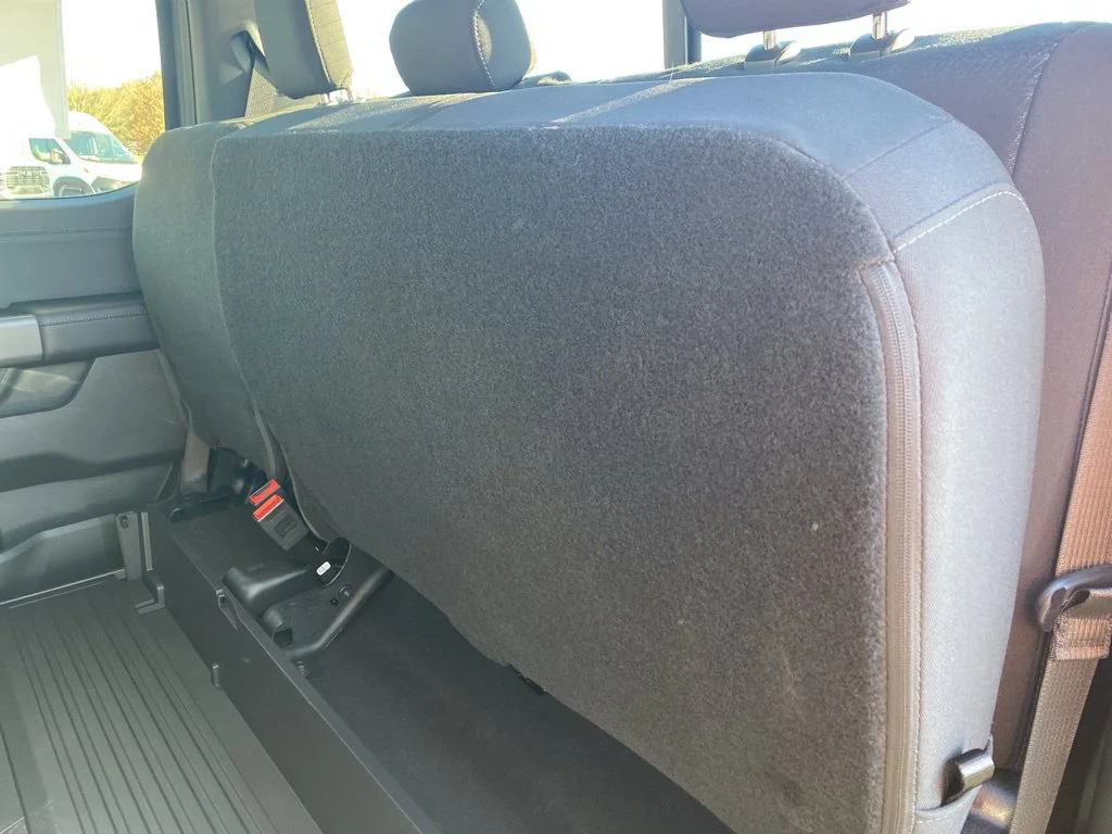 New 2026 Carbonized Gray Metallic Ford XLT image 42