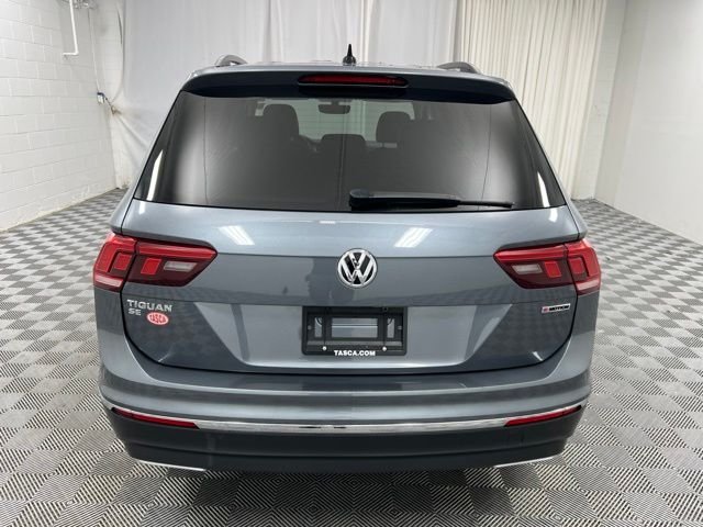 Used 2021 Gray Volkswagen 2.0T SE image 7