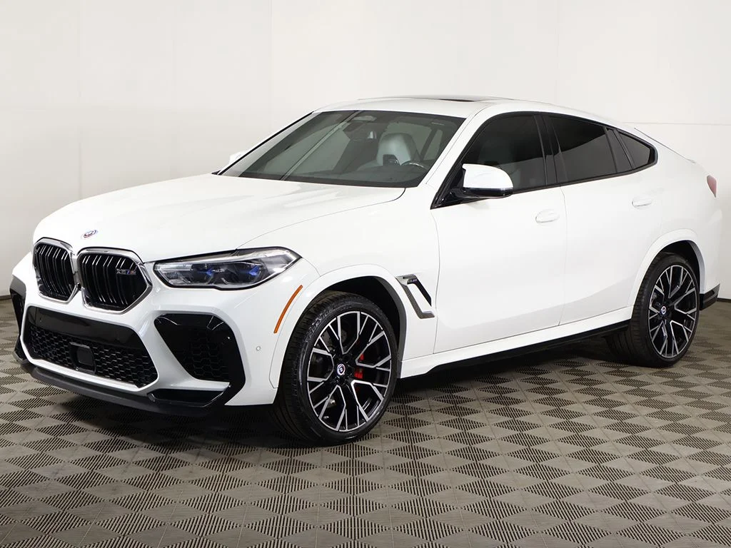 Used 2023 Alpine White BMW Base image 15