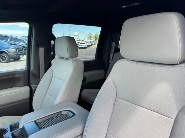Used 2021 QUICKSILVER METALLIC GMC SLE image 16