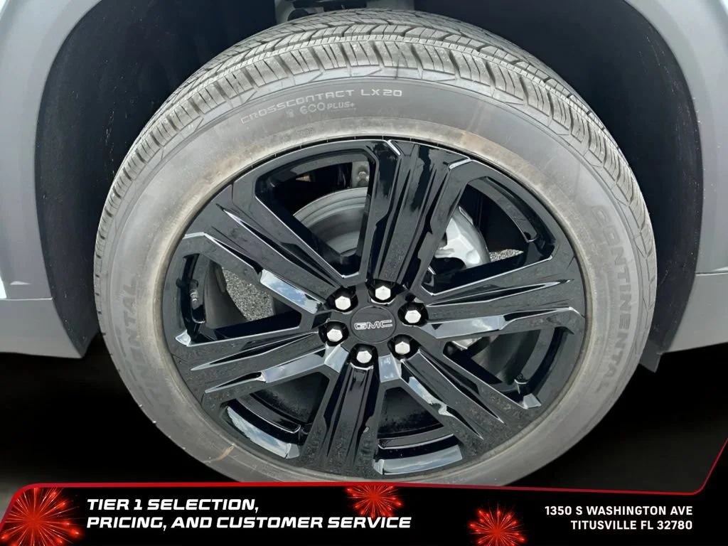 New 2026 Glacier White Tricoat GMC Elevation image 45