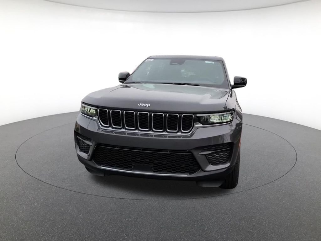 New 2026 Baltic Gray Metallic Clearcoat Jeep Laredo X image 14