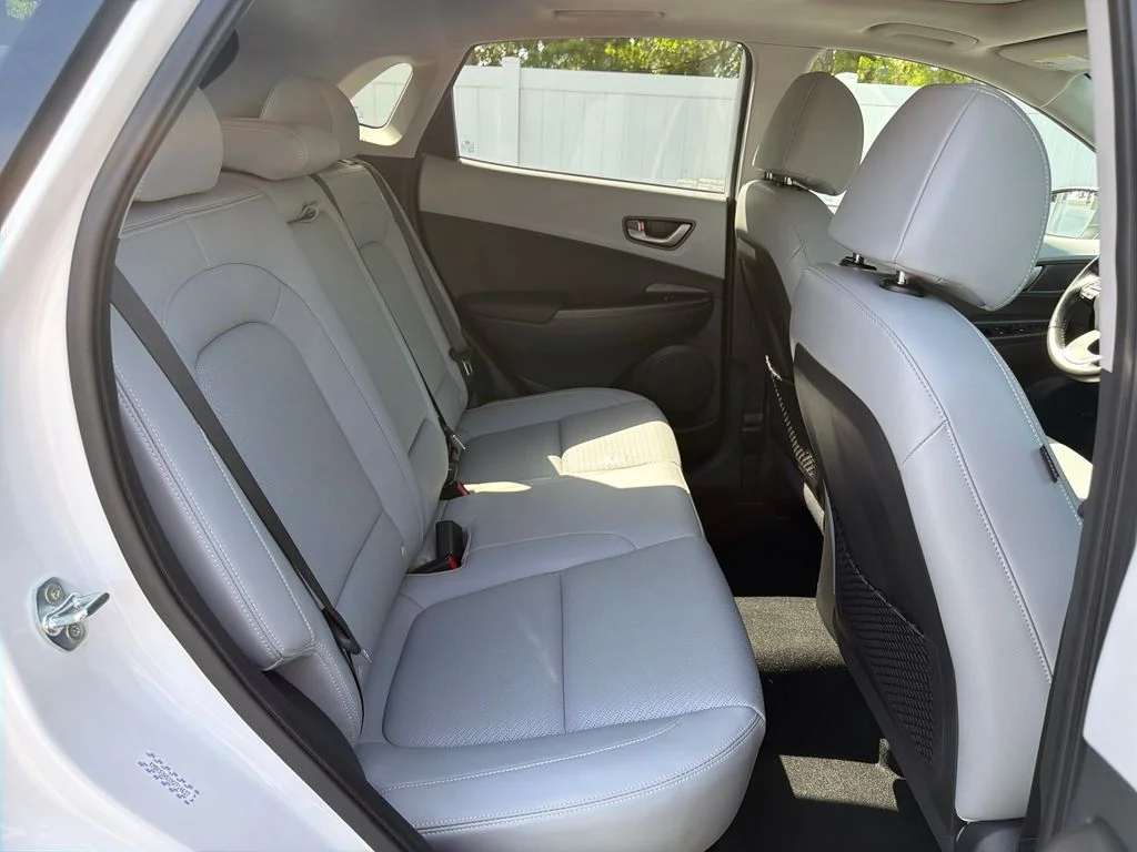 Used 2021 Lunar White Hyundai Ultimate image 51