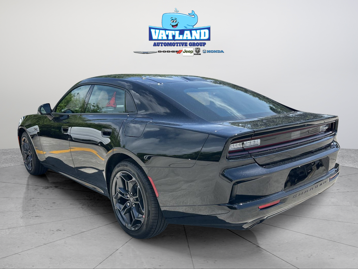 New 2026 Diamond Black Crystal Pearlcoat Dodge R/T image 3