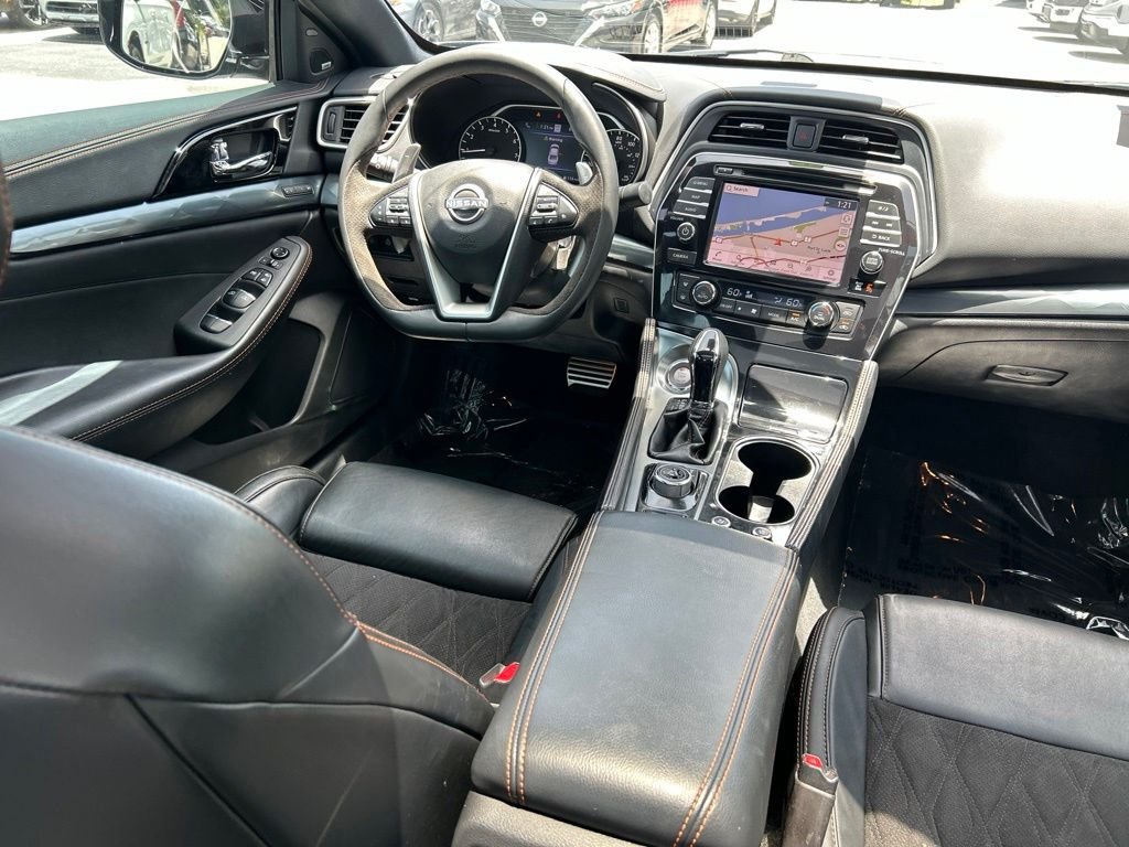 Used 2023 Gray Nissan SR image 11