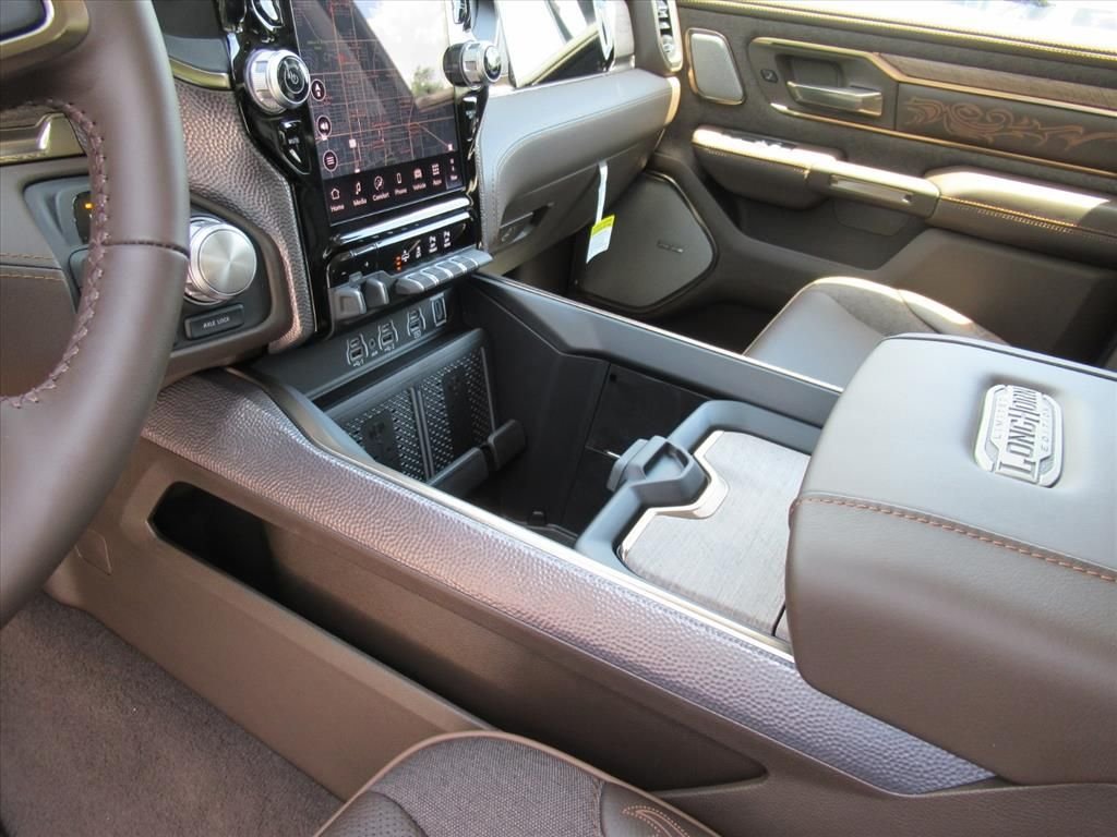 New 2026 Ivory White Tri-Coat Pearl-Coat Exterior Paint RAM Limited image 16
