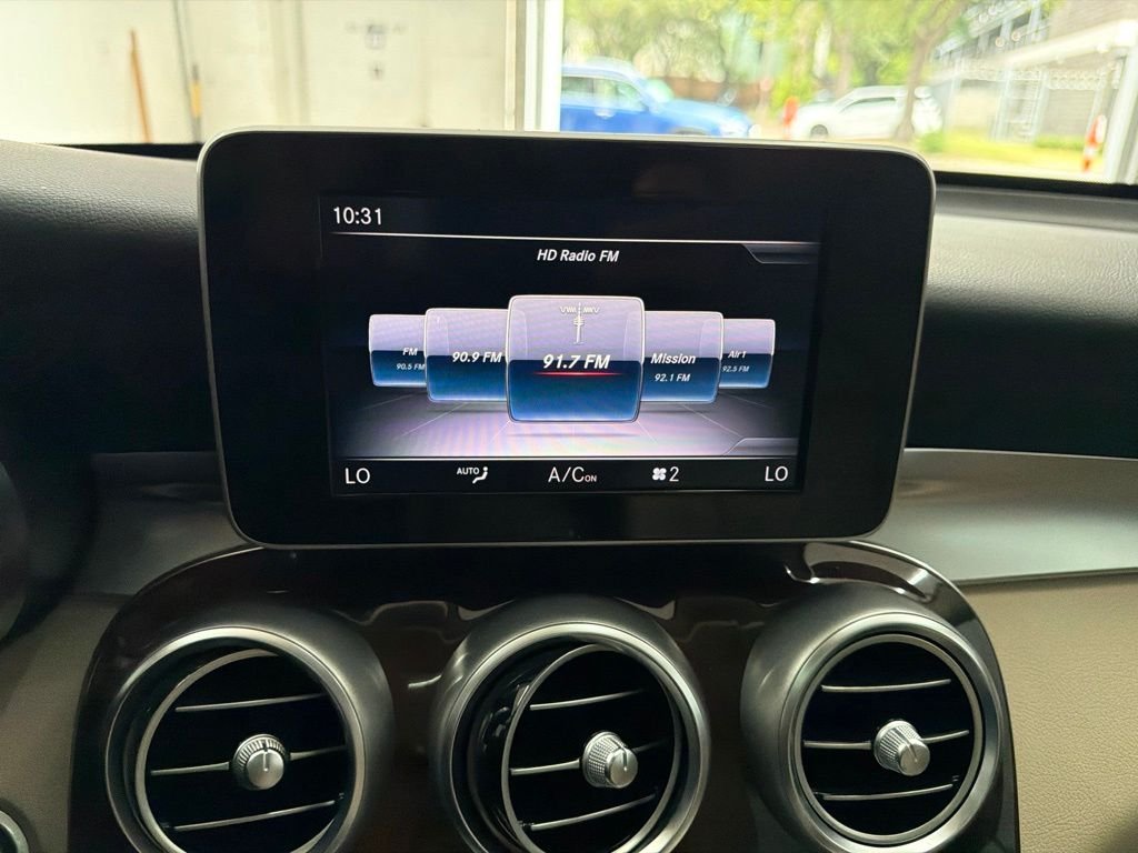 Used 2018 Gray Mercedes-Benz GLC 300 image 33