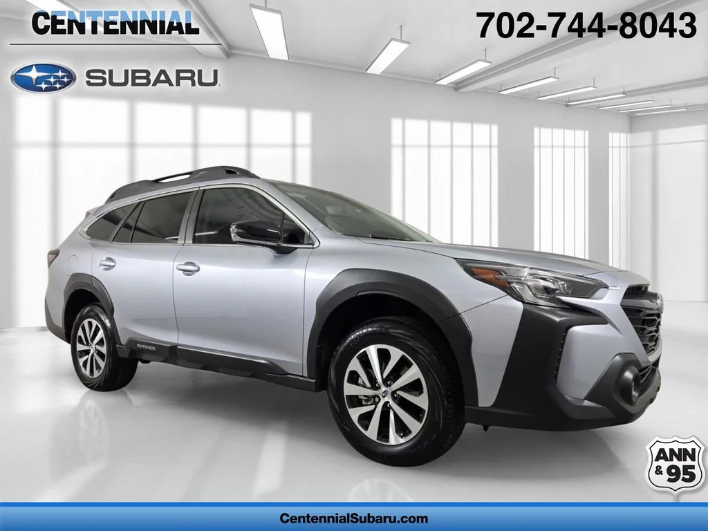 2025 Subaru Outback Premium's photo