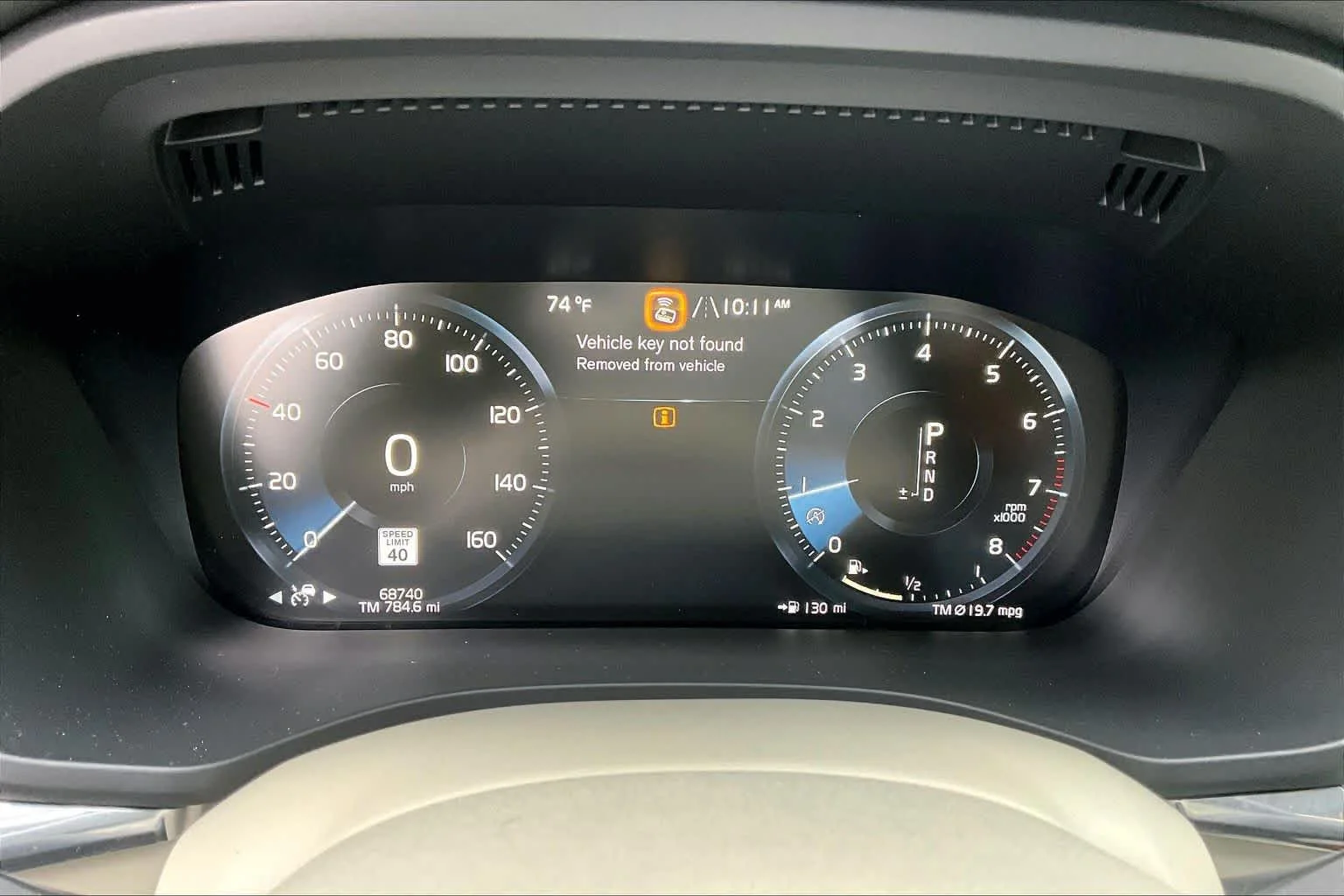 Used 2019 Bright Silver Metallic Volvo Inscription image 26