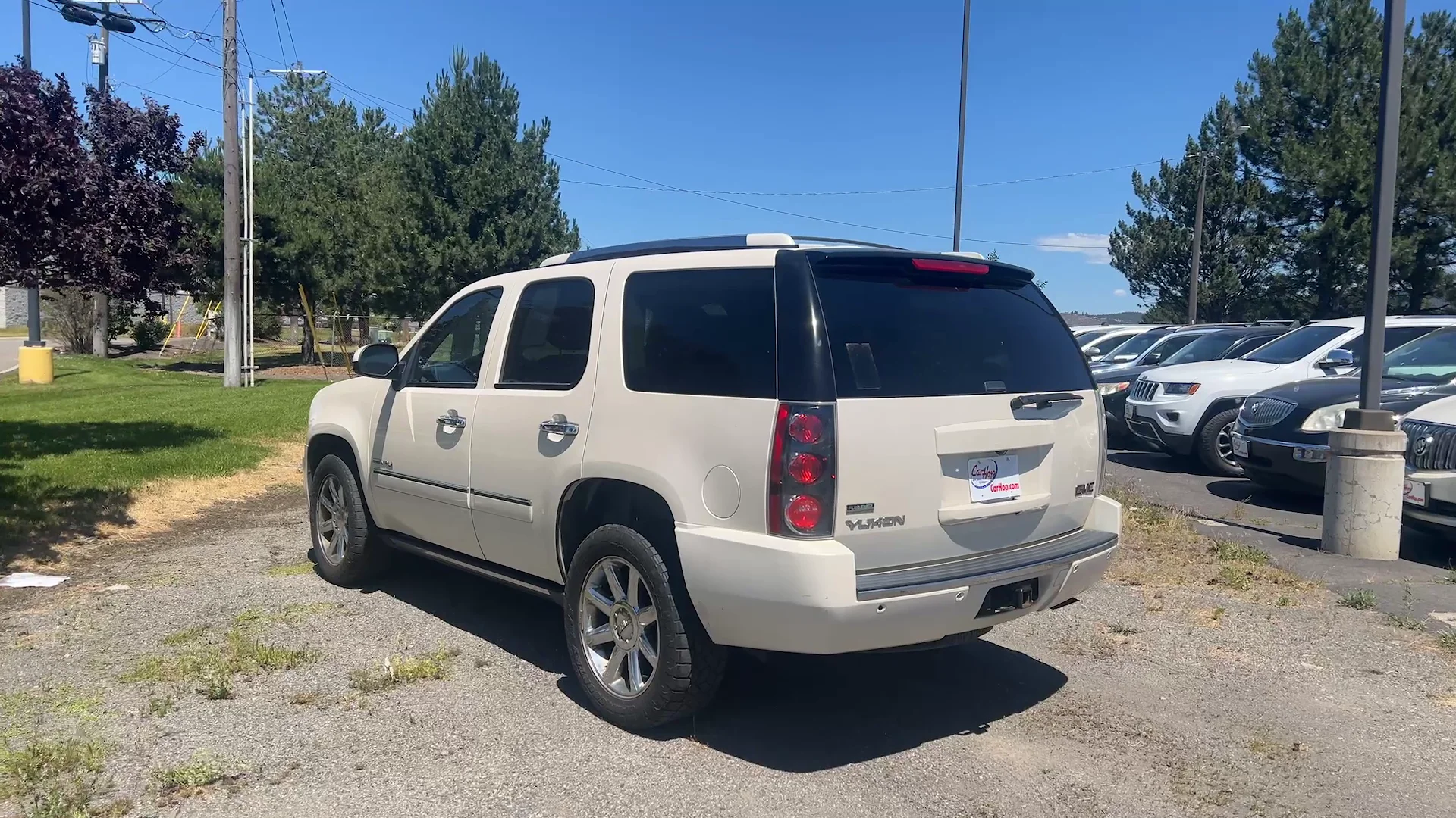 Used 2011 White Gmc DENALI image 7