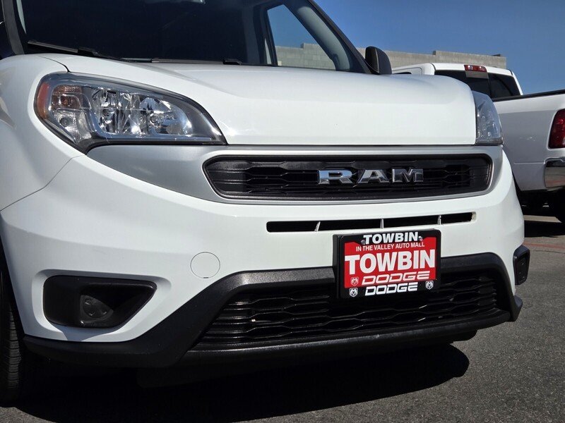 Used 2022 White Ram Base image 8