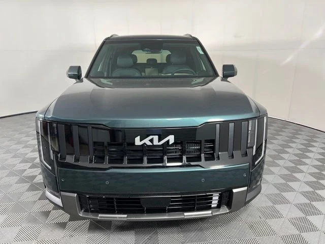 New 2027 Black Kia EX image 2