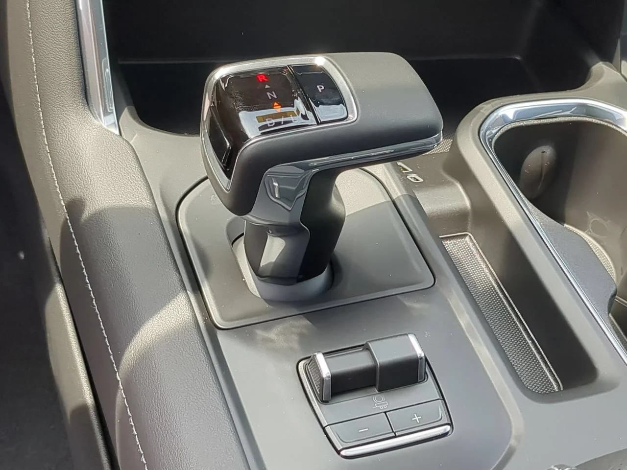 2026 GMC Sierra 1500 Denali - Photo 16