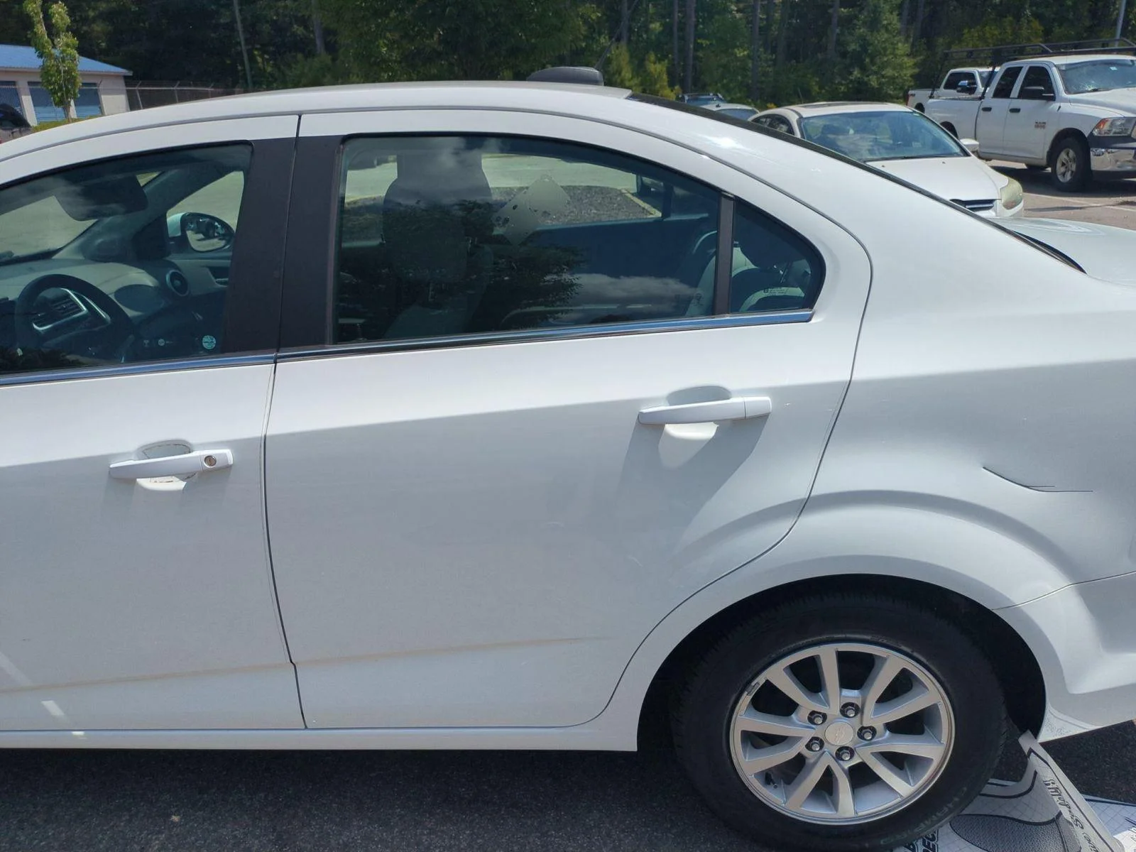 Used 2018  CHEVROLET LT image 29
