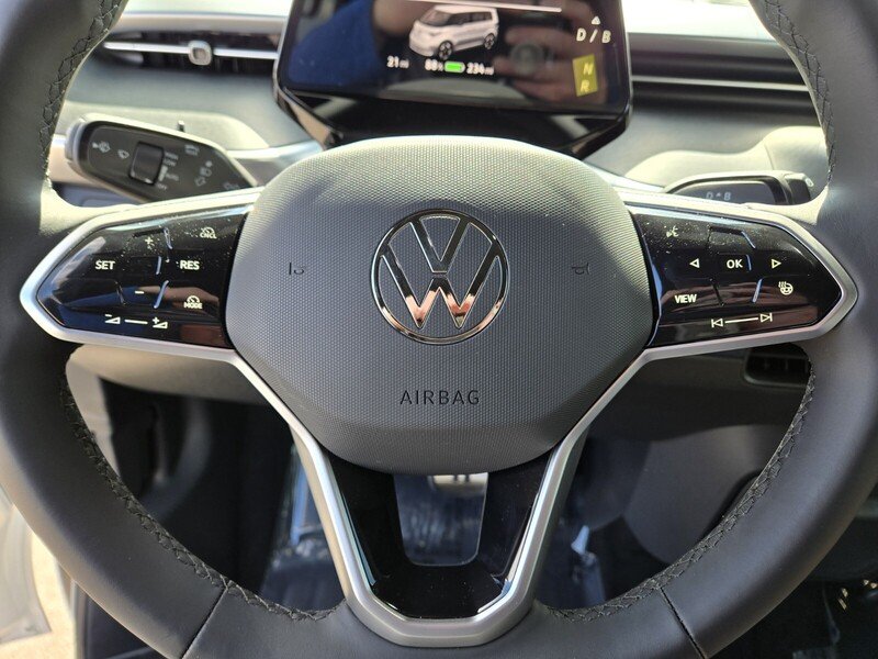 2025 Volkswagen ID. Buzz PRO S - Photo 11