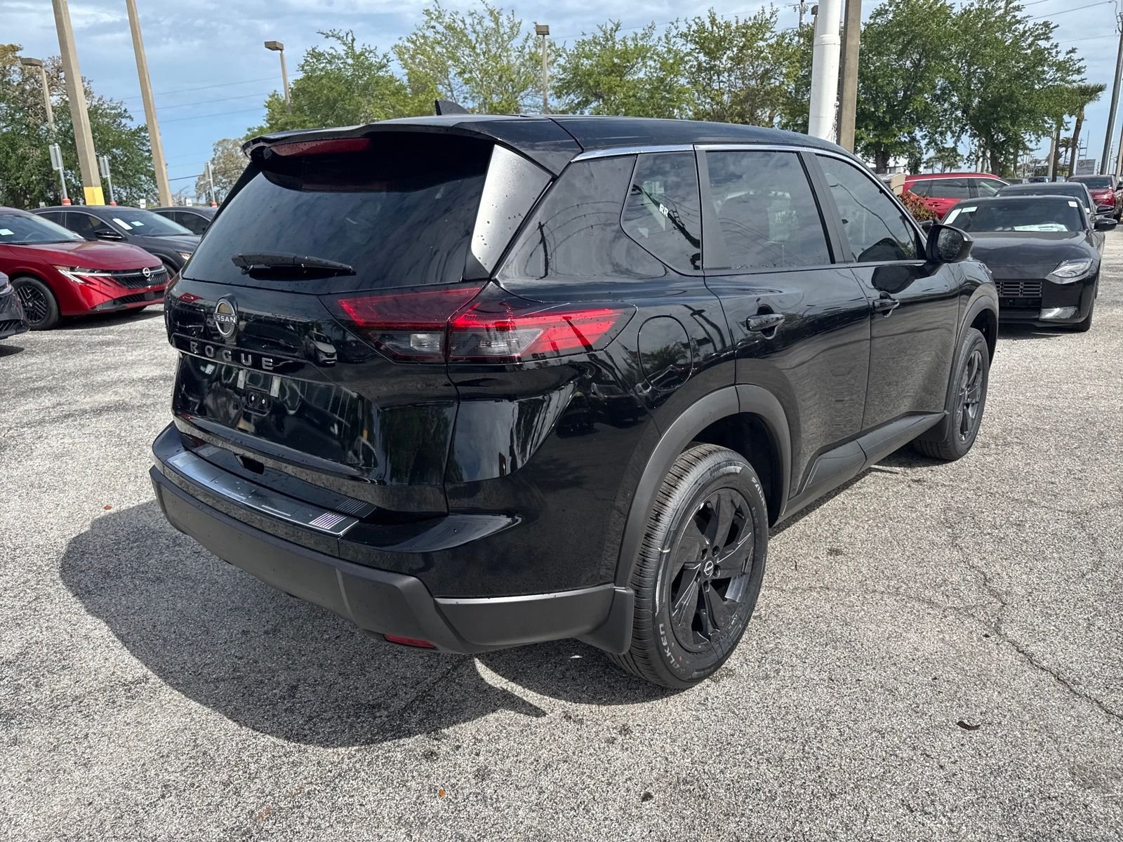 New 2026 Nissan Rogue SV 4D Sport Utility