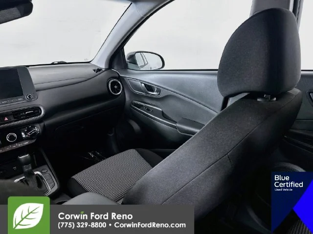Used 2022 Ultra Black Hyundai SE image 26